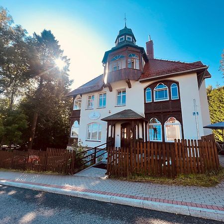Willa Tusculum Świeradów-Zdrój エクステリア 写真